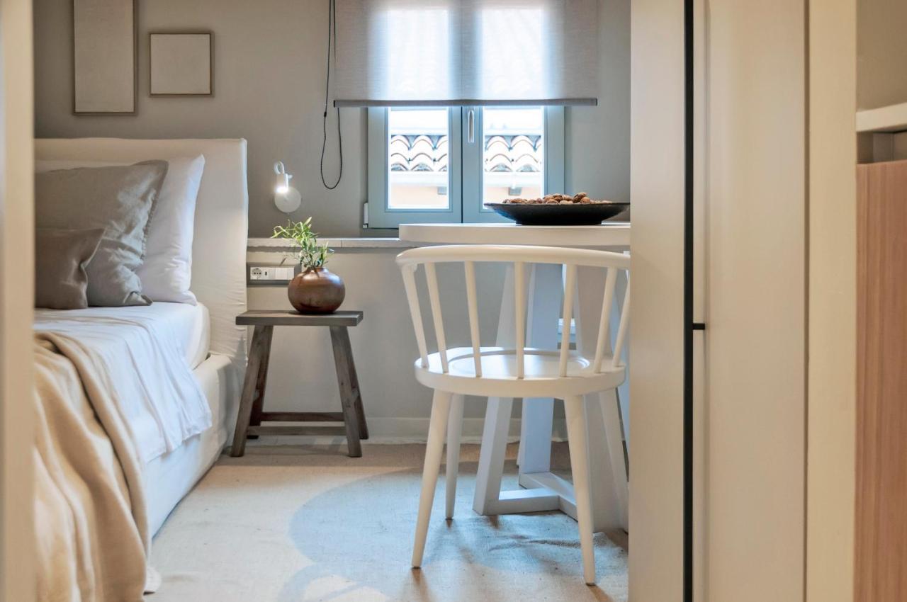 Calnova Suites Ровинь Экстерьер фото
